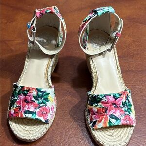 Vince Camuto Multicolor Floral Espadrilles Leather Upper 8.5M. Excellent Shape